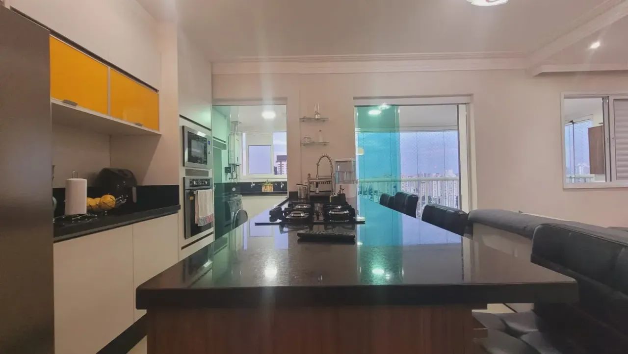 Apartamento para comprar com 73m², 2 quartos, vaaranda e 2 vagas. Rua Ivai - Tatuapé - SP,