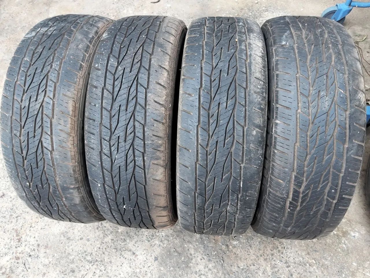 Pneus 215/60/17