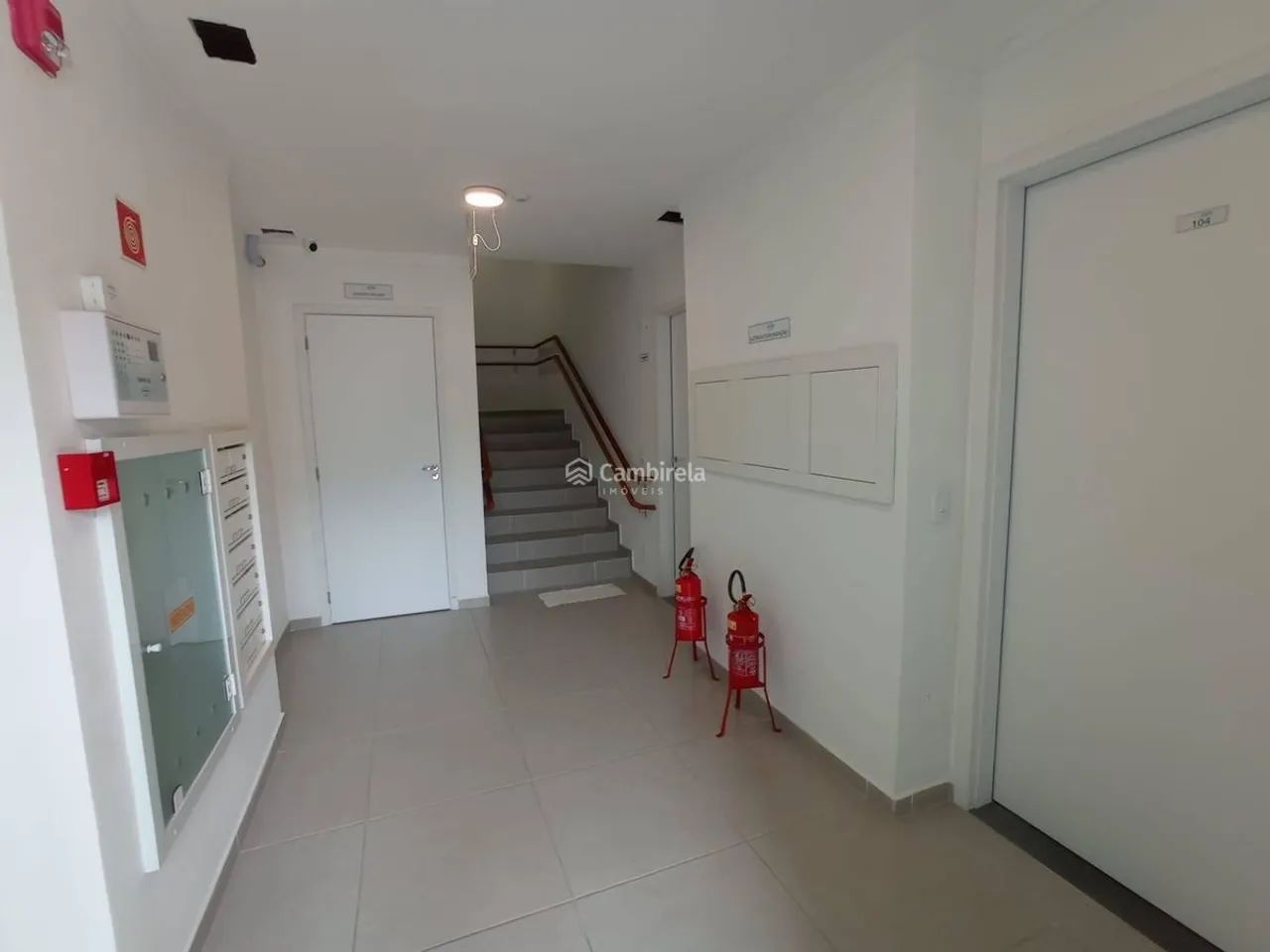 Apartamento com dois quartos e sacada com churrasqueira - Foto 4