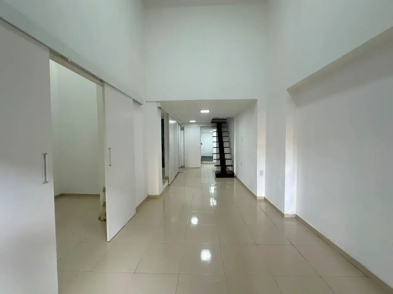 Ponto Comercial para Locação Av. José Malcher - 130m²