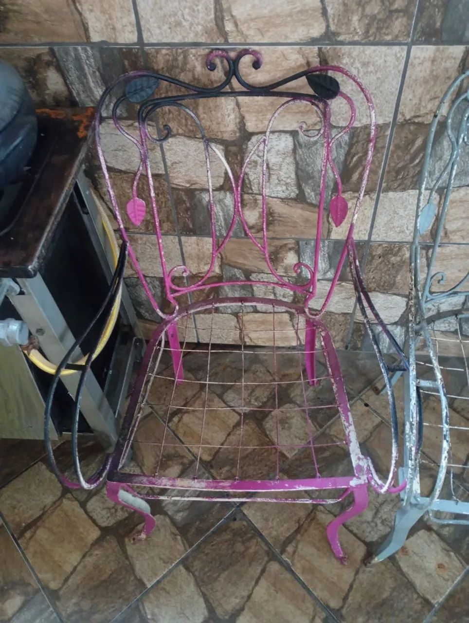 2 cadeira de ferro antigas  - Foto 3
