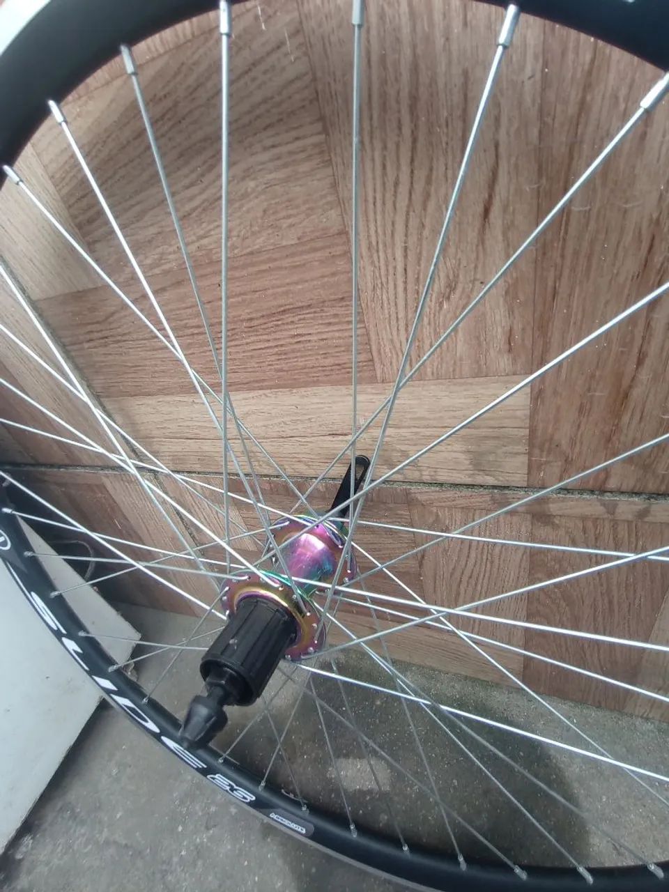 par de rodas absolutamente com cubo k7 camaleão  - Foto 2