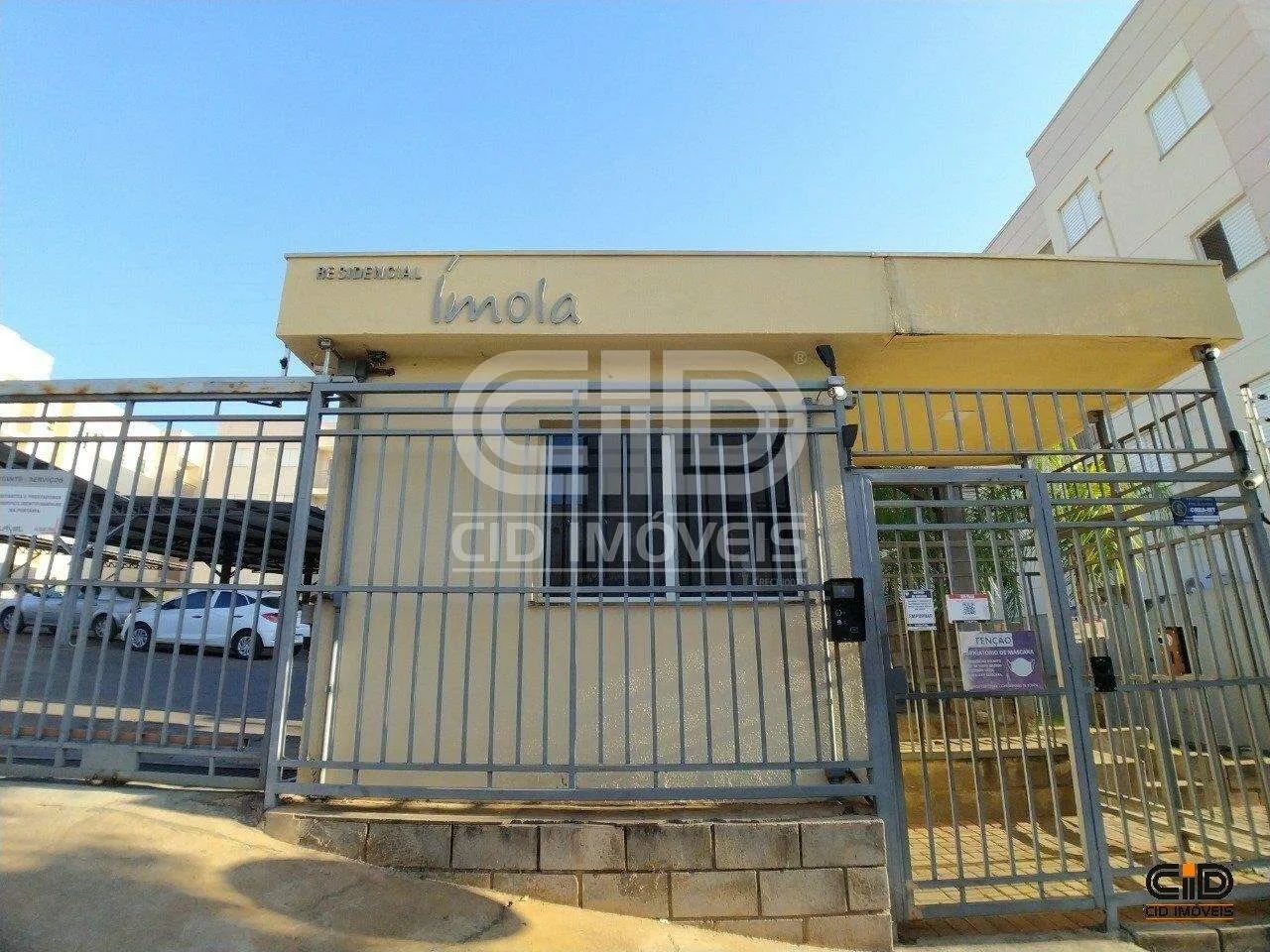 Apartamento com 2 Quartos no Condomínio Residencial Ímola