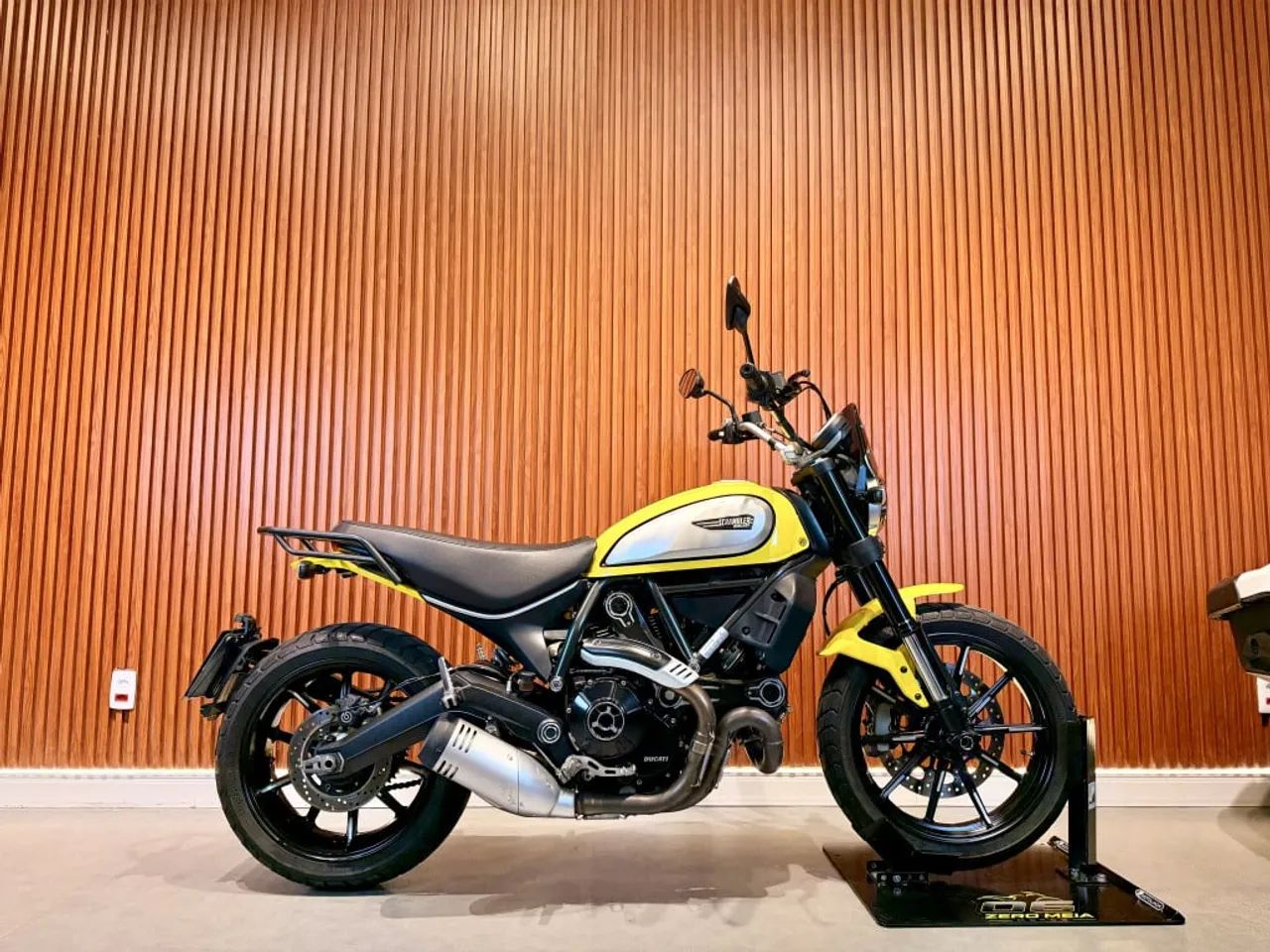 DUCATI SCRAMBLER ICON 800CC 2021 - Foto 2