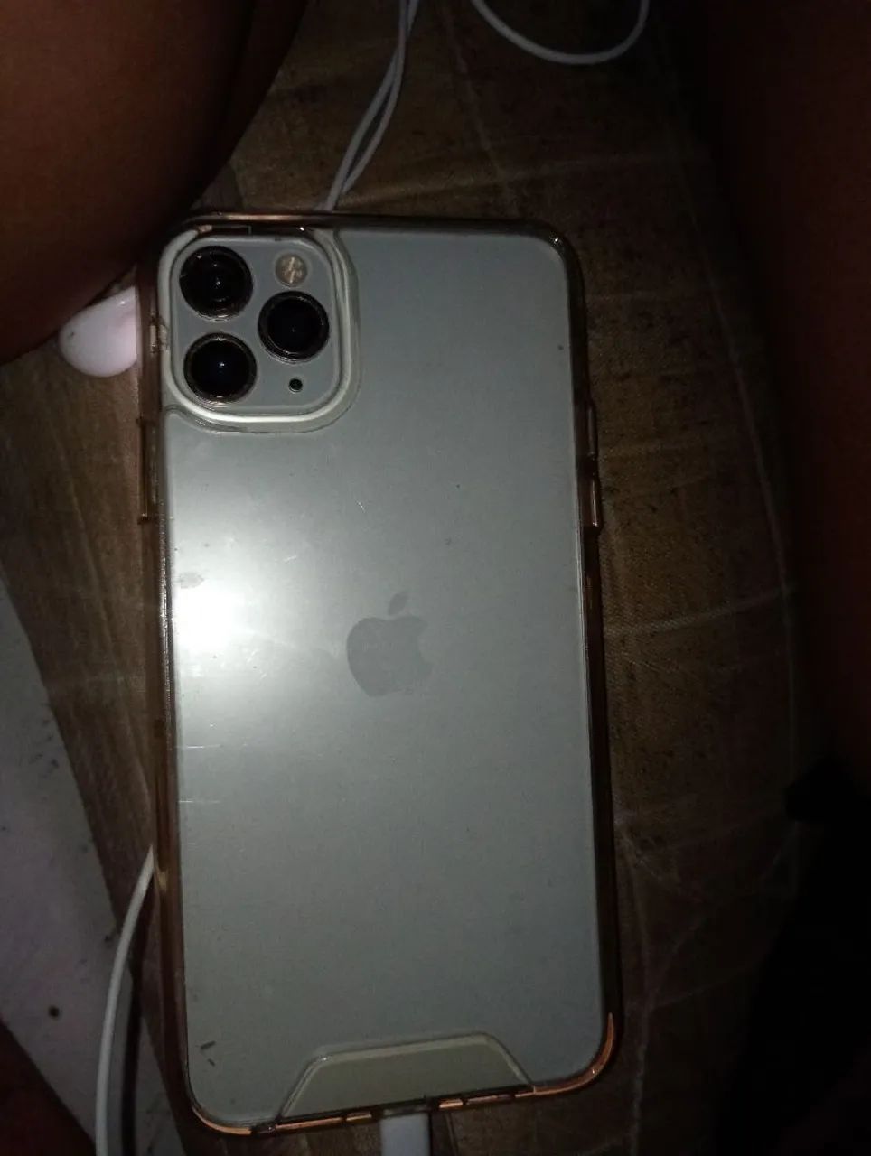 iPhone 11 Pro Max 64GB - Foto 2