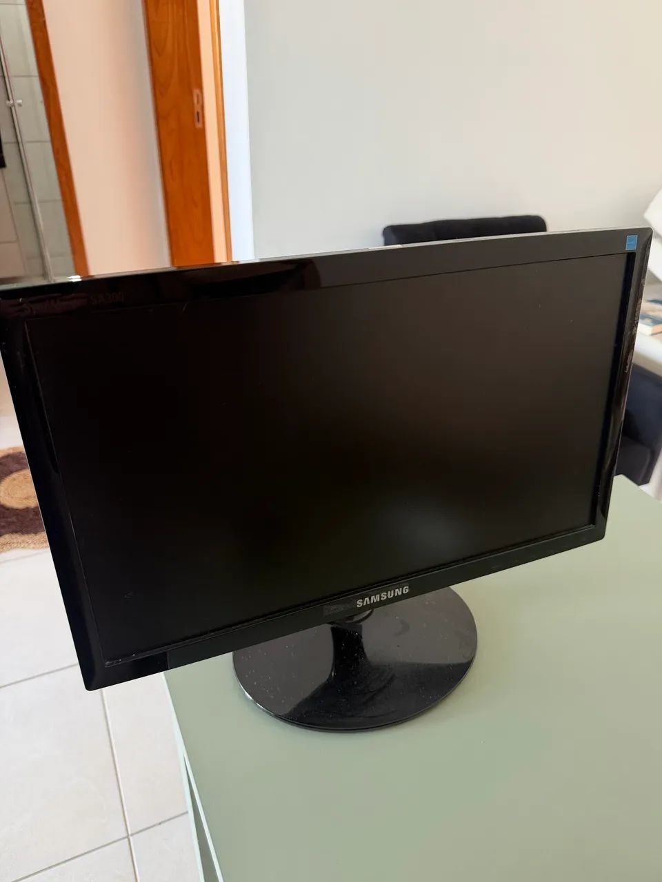Monitor Samsung 18 polegadas entrada vga  - Foto 4