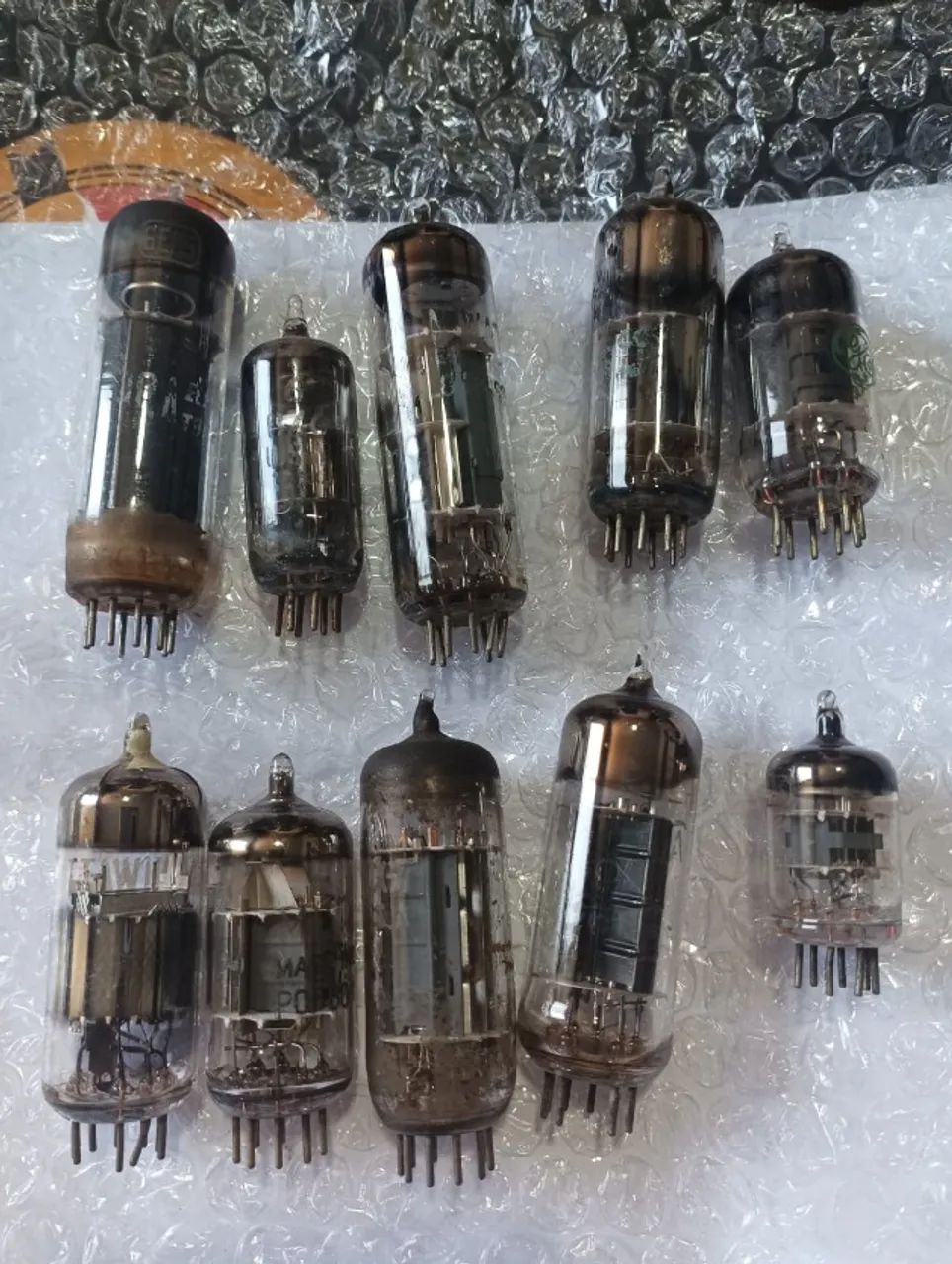 Válvulas eletrônicas a vácuo diversas 