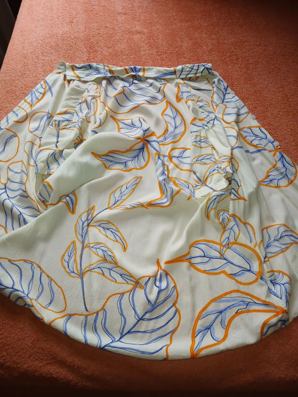 Camisa estampada pequeno estilo havaiano - Foto 2