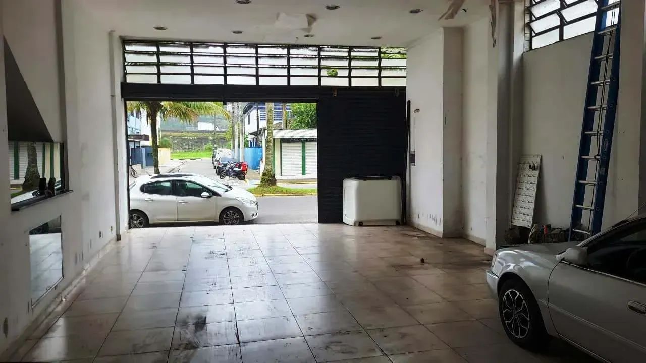 Galpão Comercial para aluguel tem 200 M² no  Centro - Mongaguá - SP - Foto 2