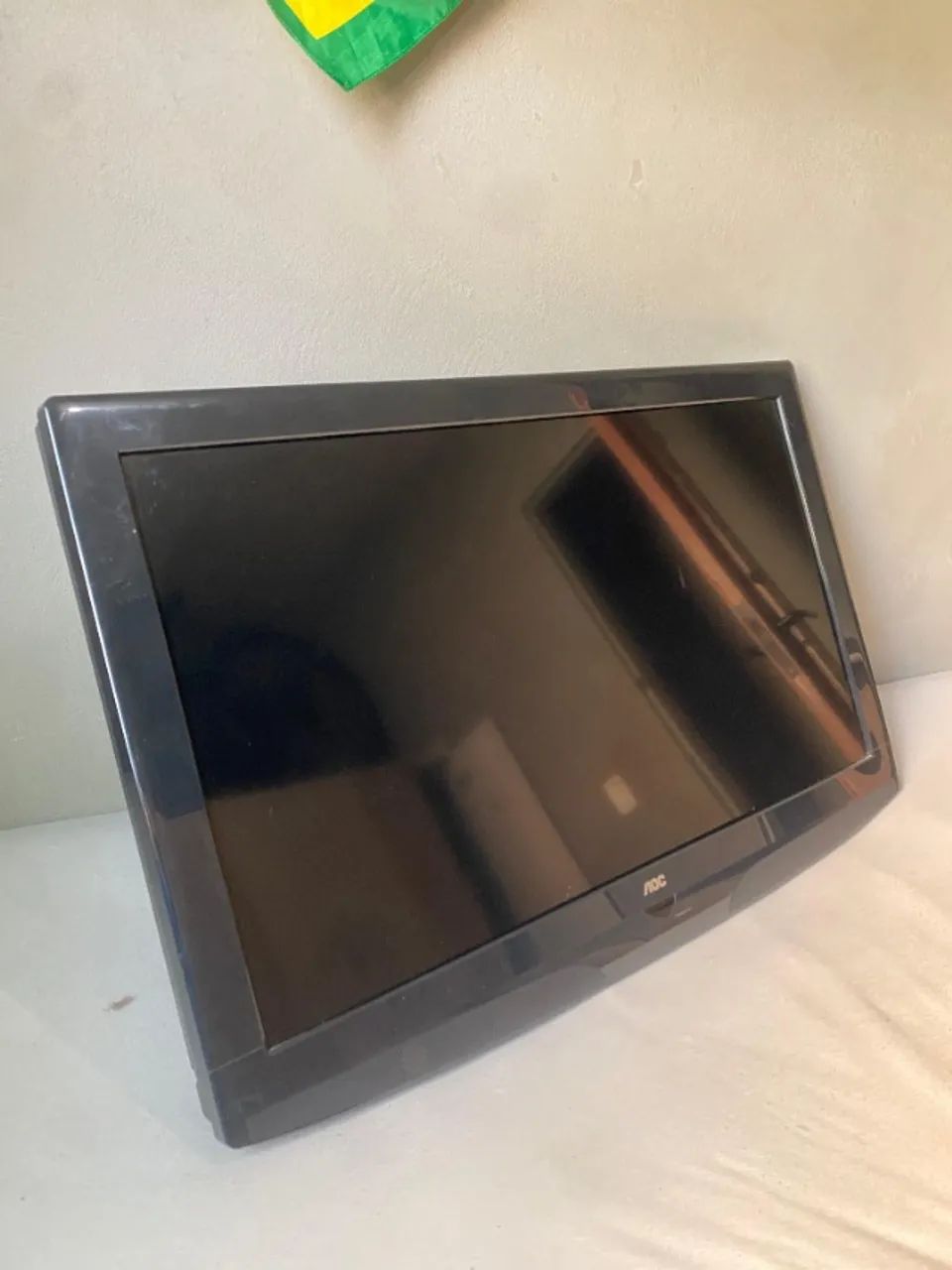 TV Monitor AOC 32 Polegadas Usada - Retirada de Peças ou Conserto