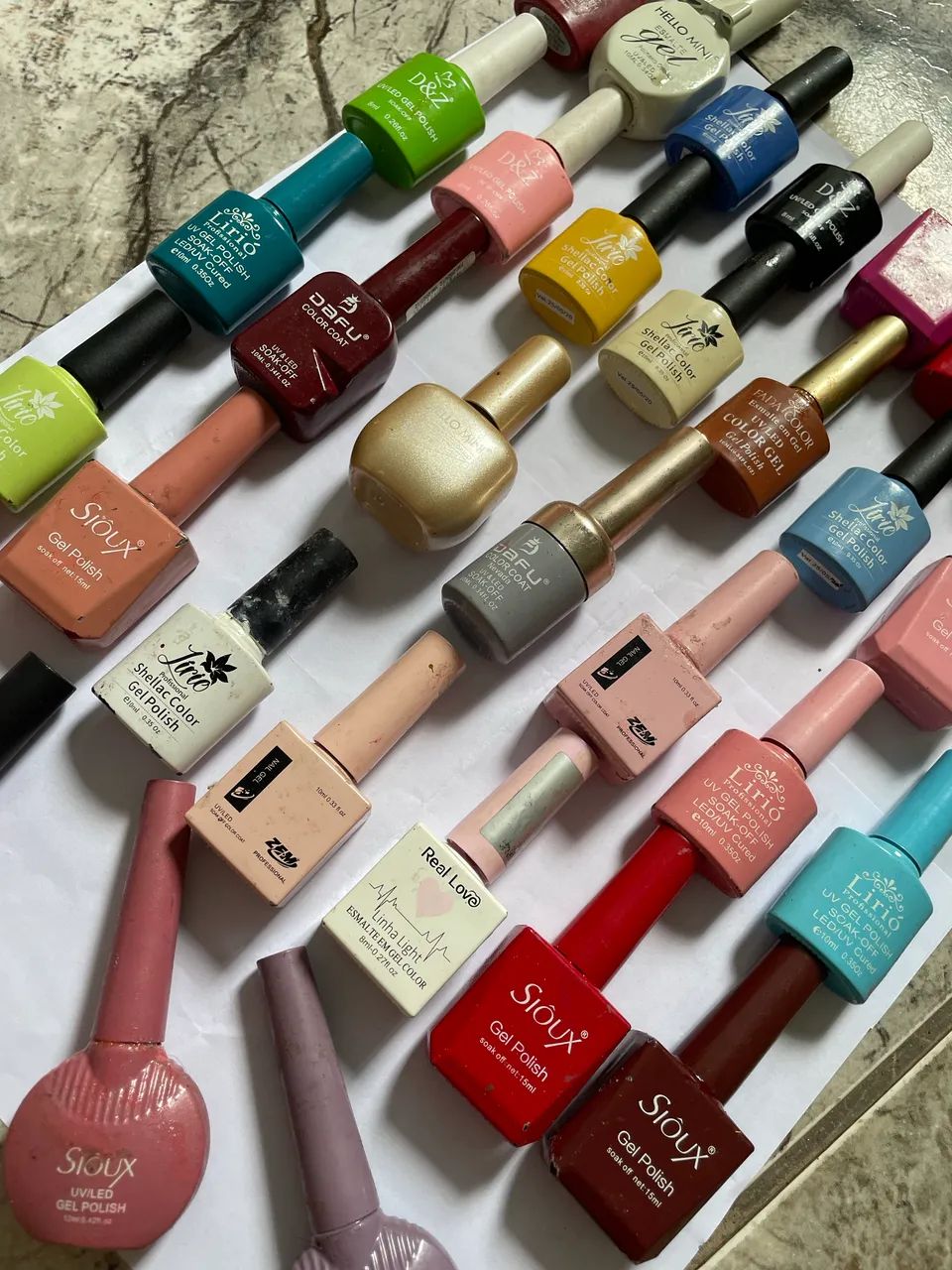 Vendo material de unhas em gel 