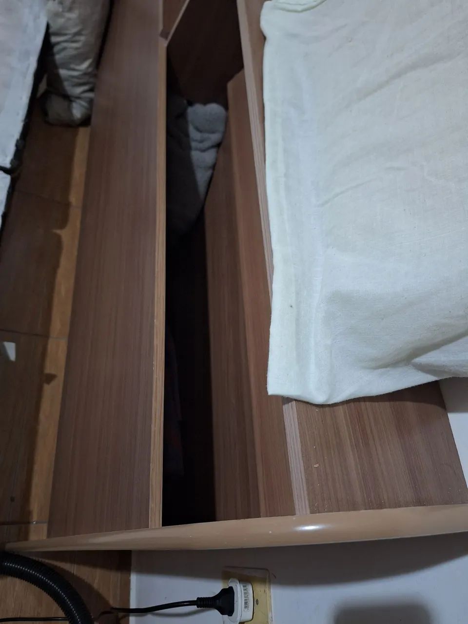 Cama box queen com cabeceira baú  - Foto 3