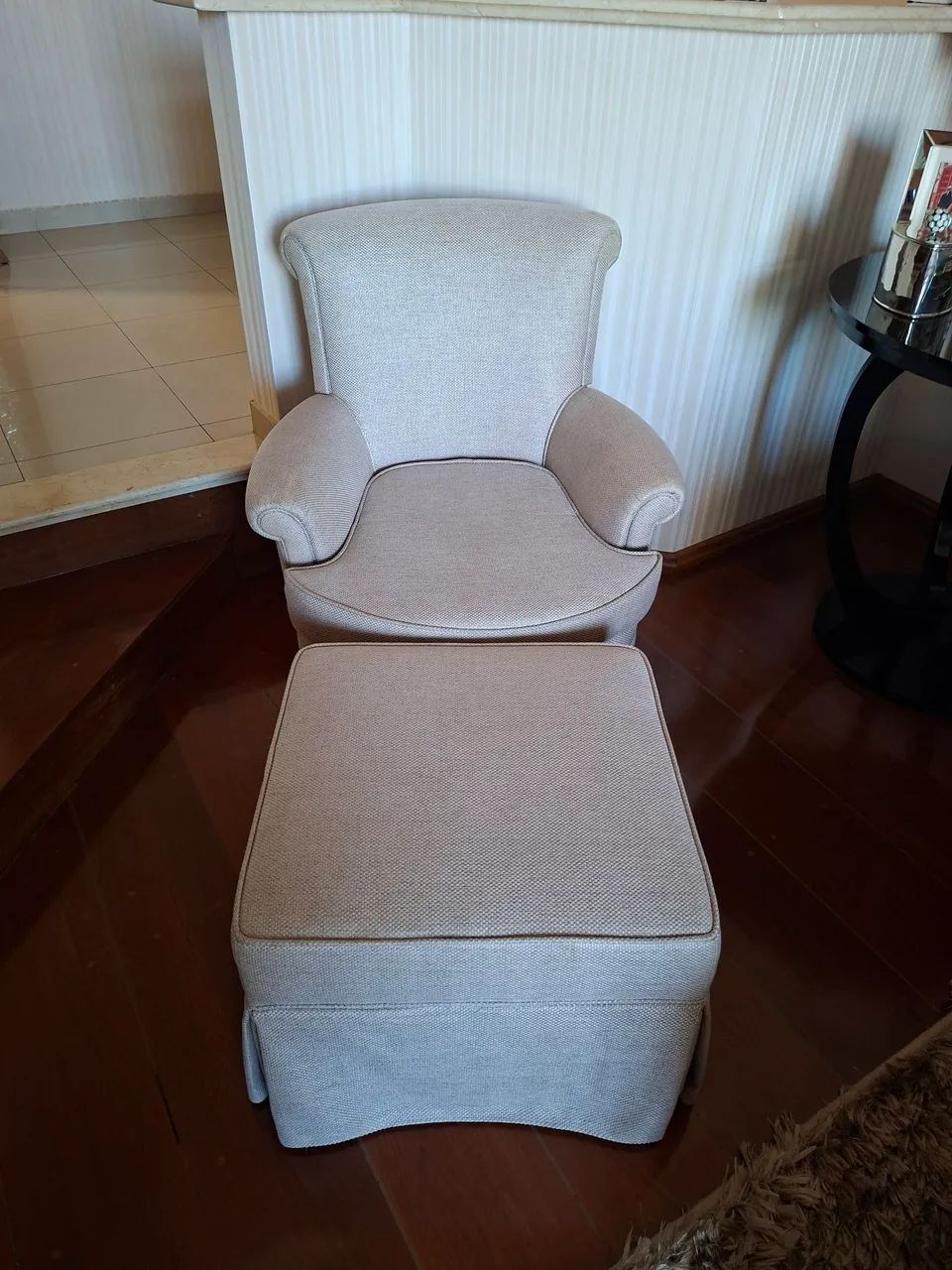 Poltrona com Puff - Foto 2
