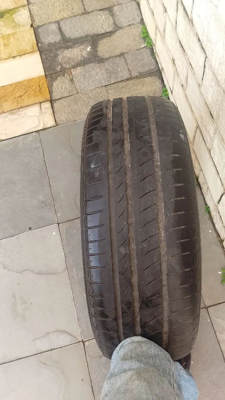 Pneu Pirelli 205/55R16 - Foto 3