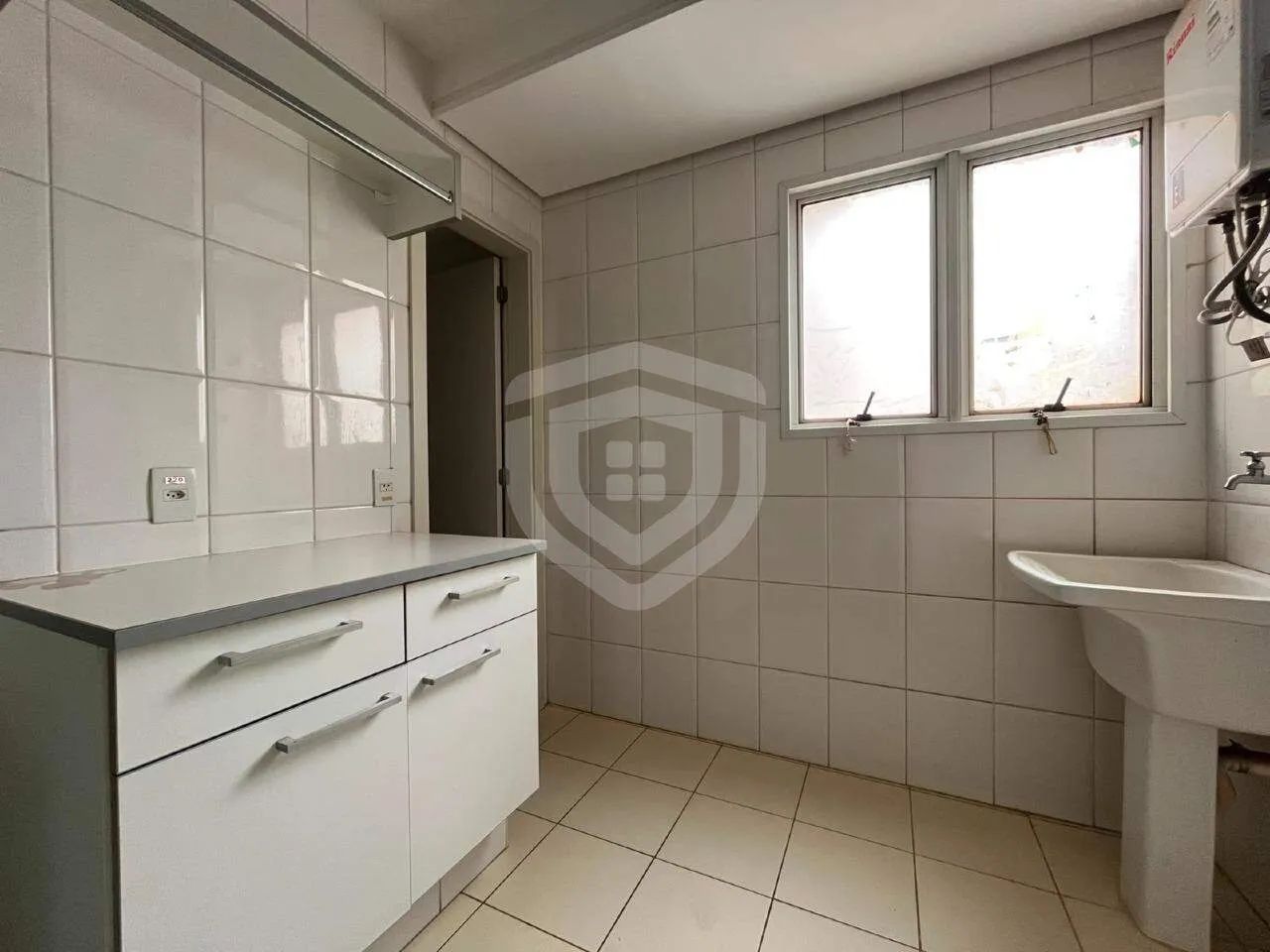 Apartamento para locação com 3 quartos 130m² Edifício Europa - Foto 4