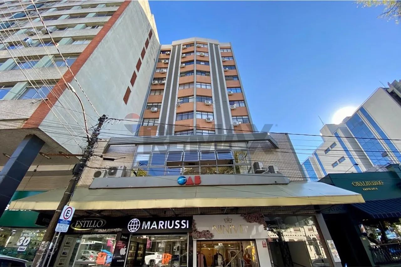 Sala Comercial na Av. Gen. Neto, Passo Fundo