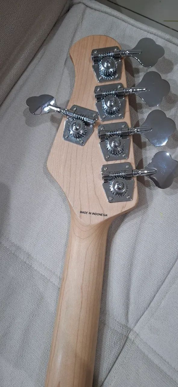 Baixo Sterling StingRay5  - Foto 5
