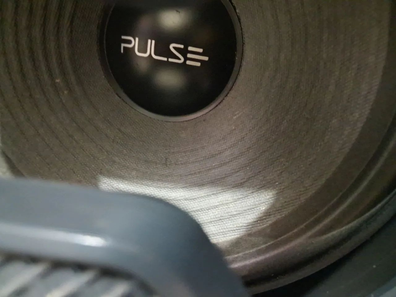 Vendo caixa torre da marca Pulse.1700W  - Foto 4