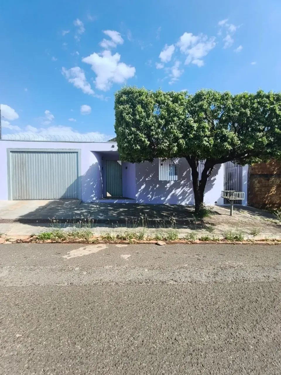 Casa Térrea no Bairro Monte Castelo