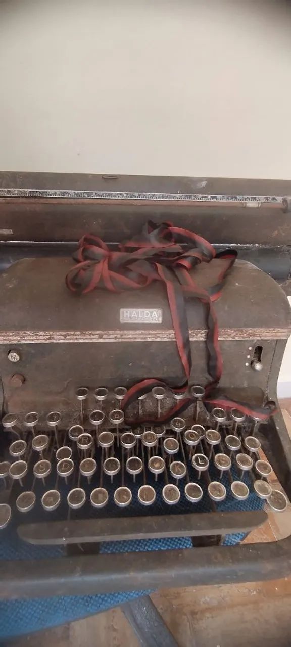 Máquina de escrever / datilografar Halda 65137828362626122