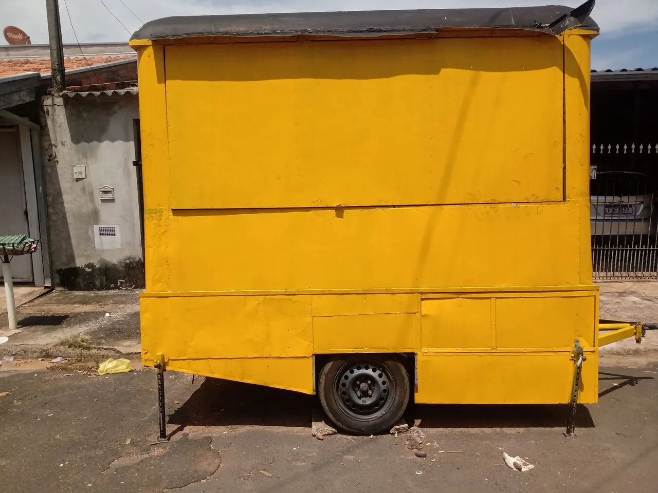 Vendo ou troco por algo do meu interesse trailer medida 2.80 por 1.60 