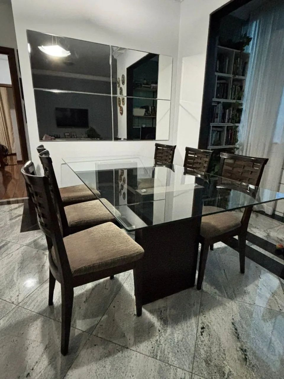 Mesa de jantar 6 lugares + aparador  - Foto 2