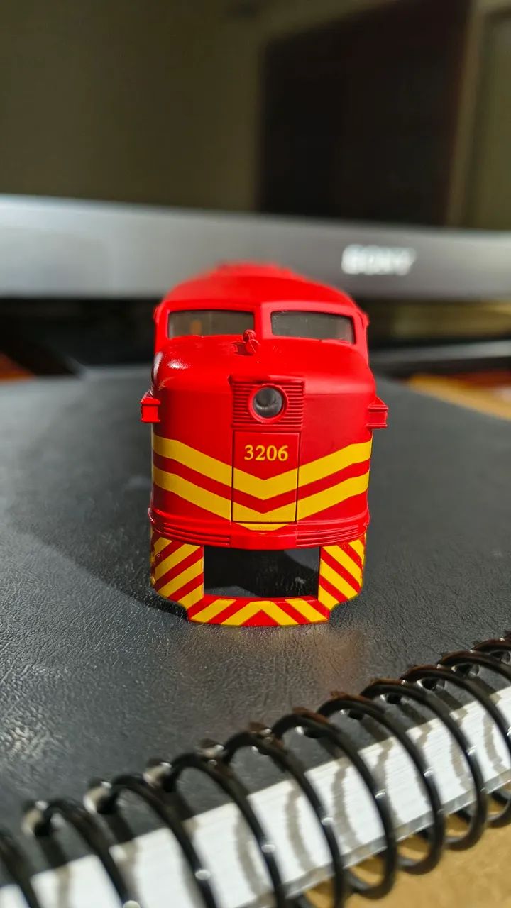 Carcaça locomotiva FA1 HO Frateschi 1/87 nova - Foto 2