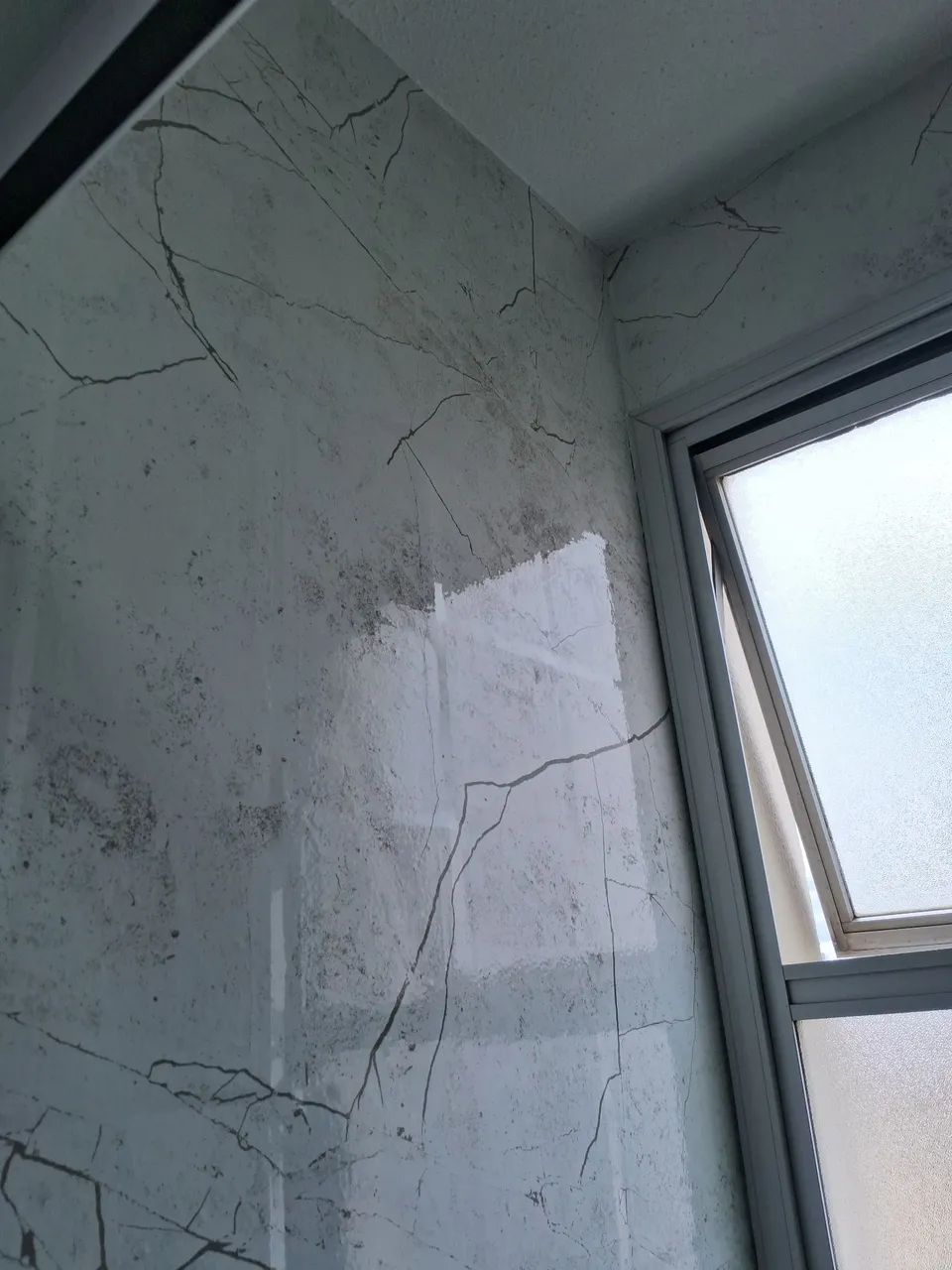 Envelopamento parede marmore marquina - Foto 2