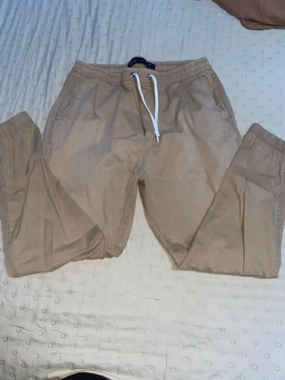 Vendo 2 calça por 75