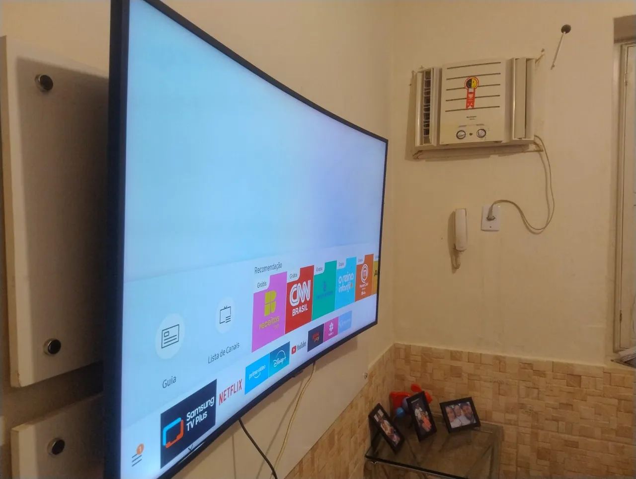 Smart tv curvada 50 polegadas , Samsung , precinho pra sai rápido 