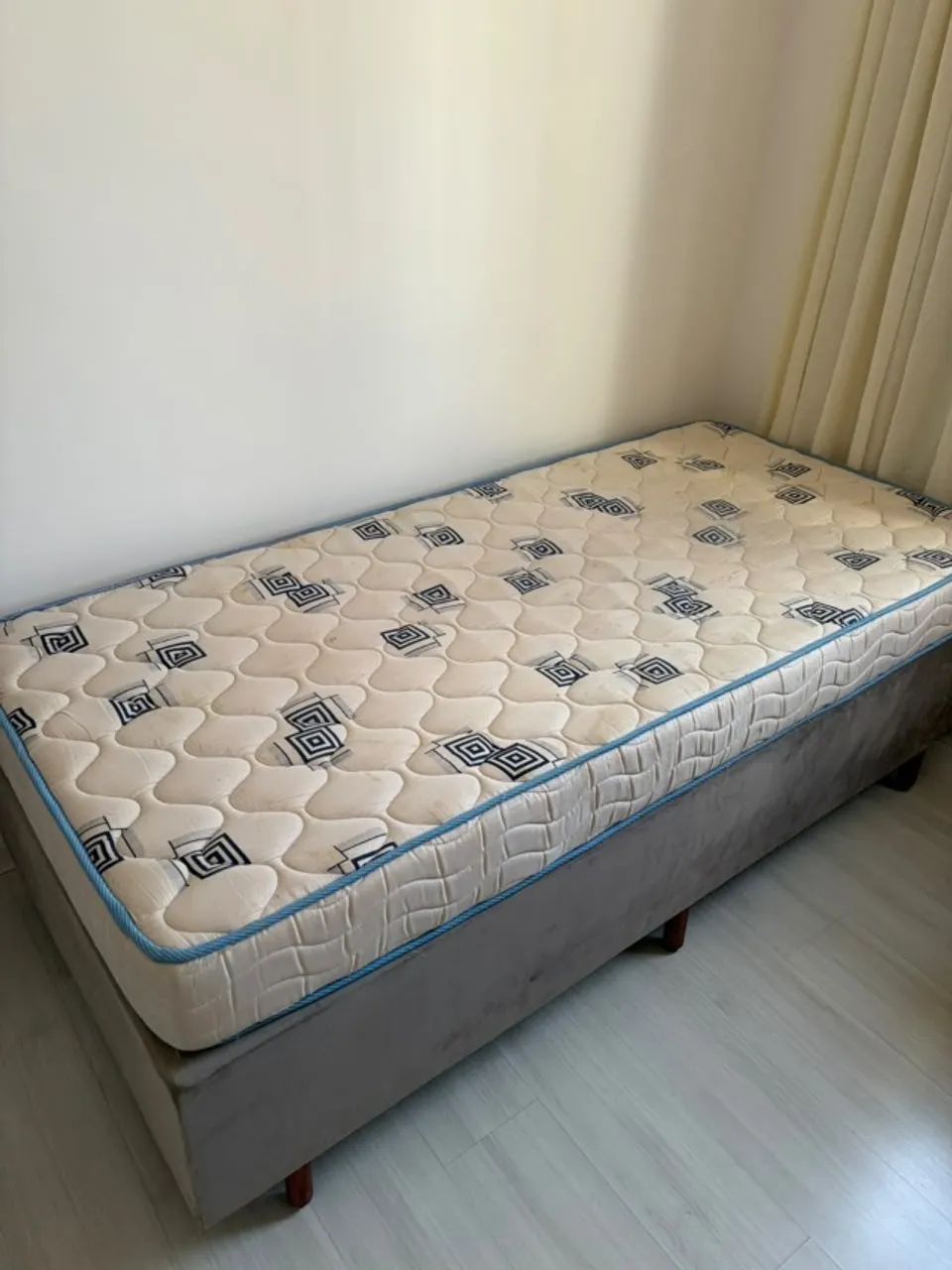 Cama box + colchão solteiro Ortobom  - Foto 2