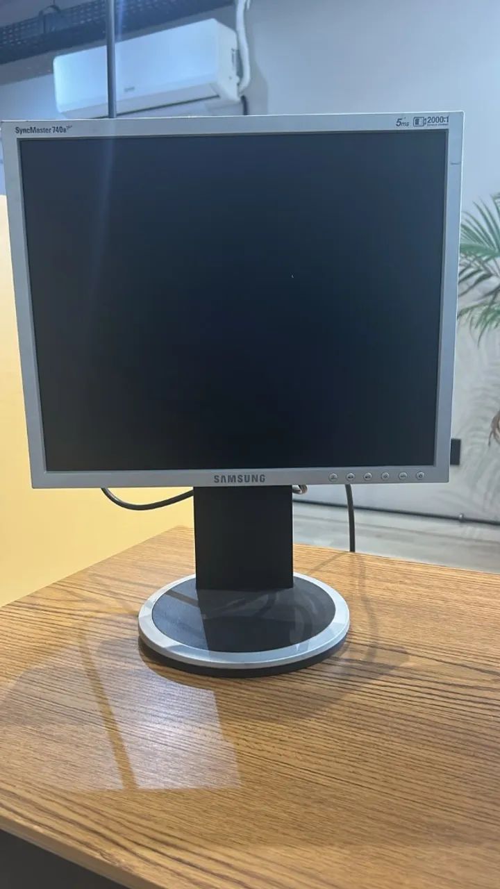 Monitores em ótimo estado - Foto 2