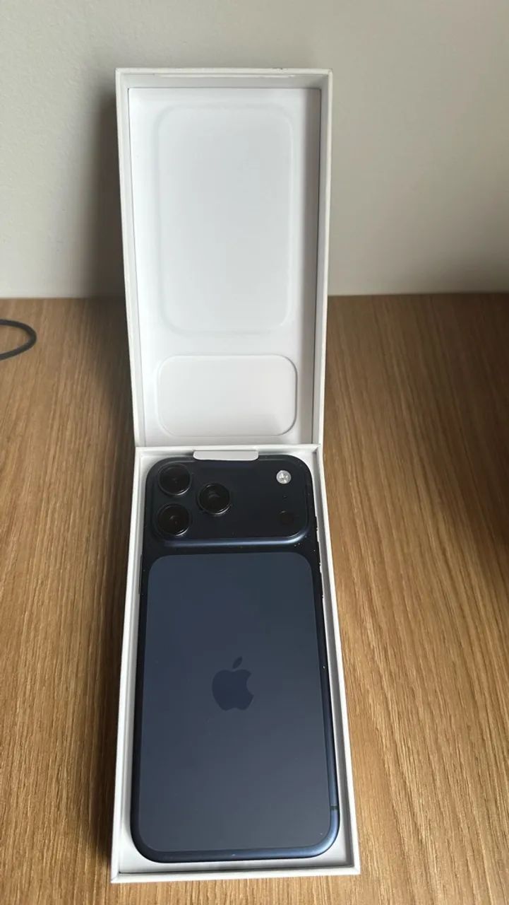 iPhone 17 Pro Max - Azul intenso - Foto 2
