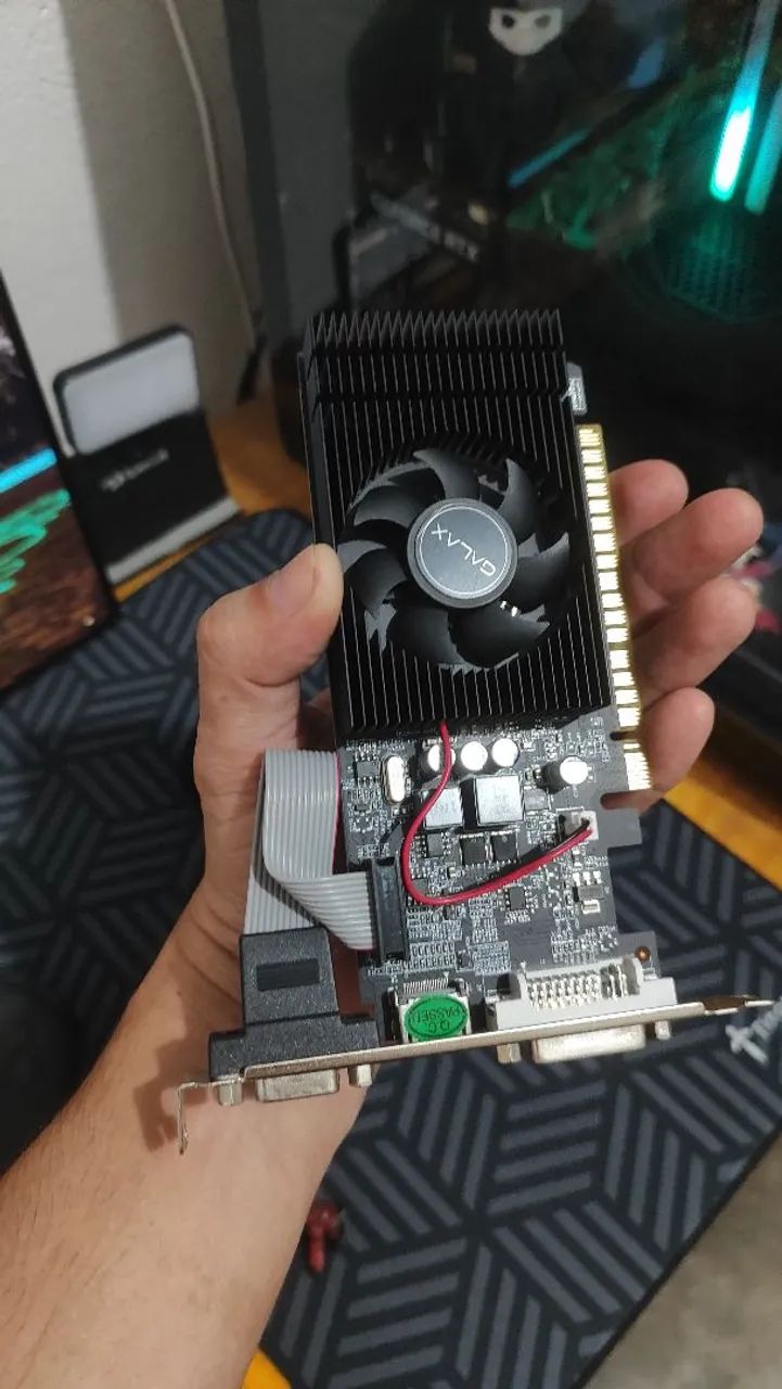 PLACA DE VIDEO GT730 4GB - Foto 4