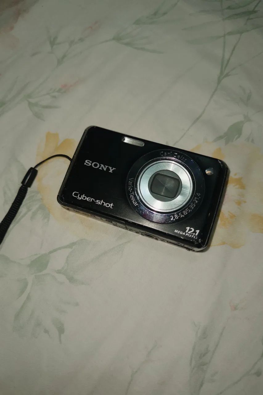 Câmera Sony Cybershot DSC-W210