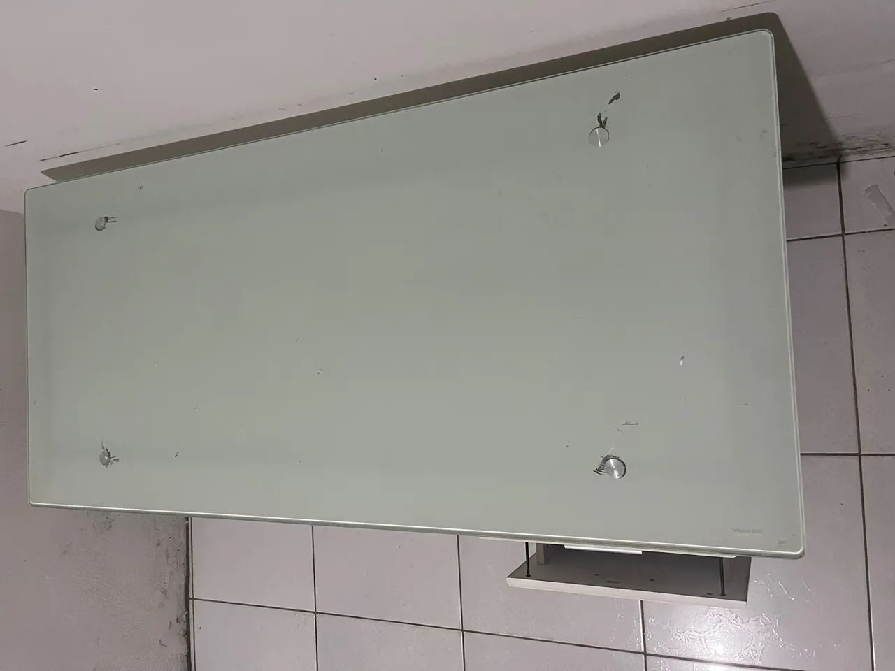 Mesa Escritório/Estudo com gavetas e Tampo de Vidro - Foto 5