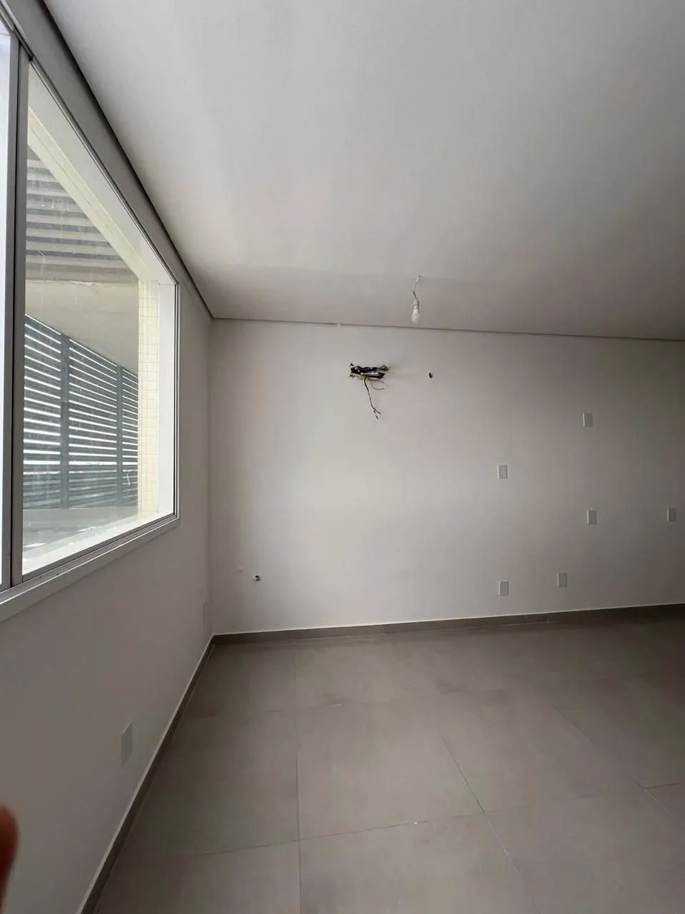 SALA COMERCIAL À VENDA | CENTRO EMPRESARIAL SHOPPING DA ILHA - Foto 2