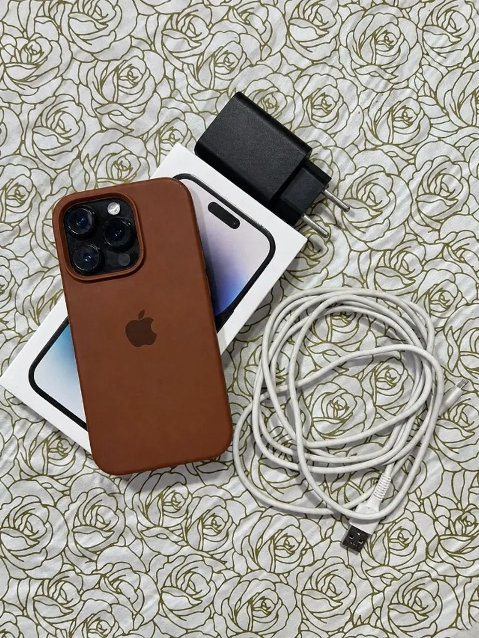 iPhone 14 Pro 128GB - Completo e Funcionando Perfeitamente