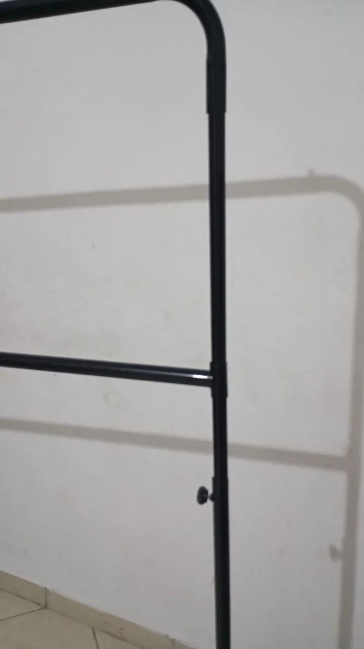 Arara de roupas - Foto 3