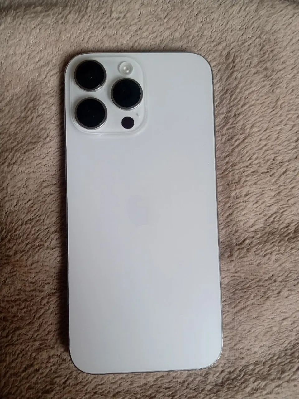 iPhone 16 pro max - Foto 2