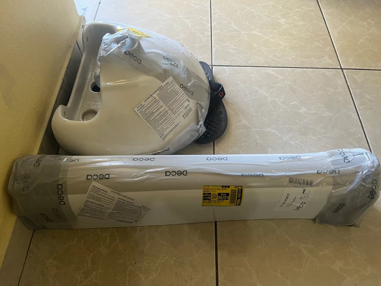 Vendo pia com coluna ( deca) - Foto 2