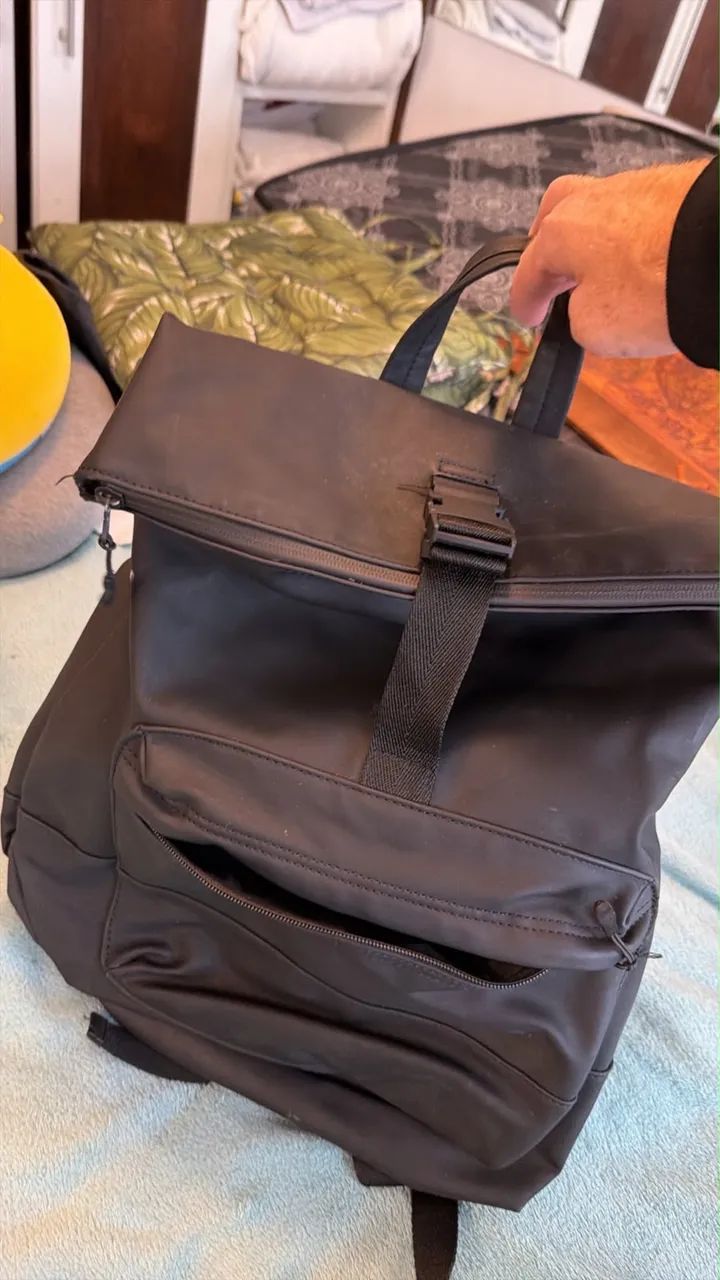 Mochila preta 45x38cm