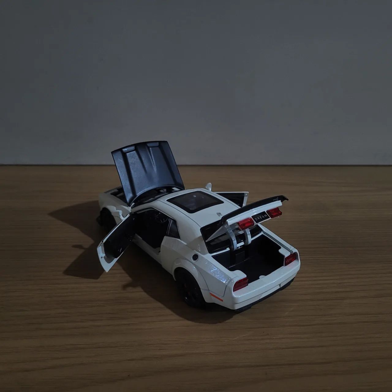 Dodge Challenger SRT Hellcat Miniatura - Foto 4