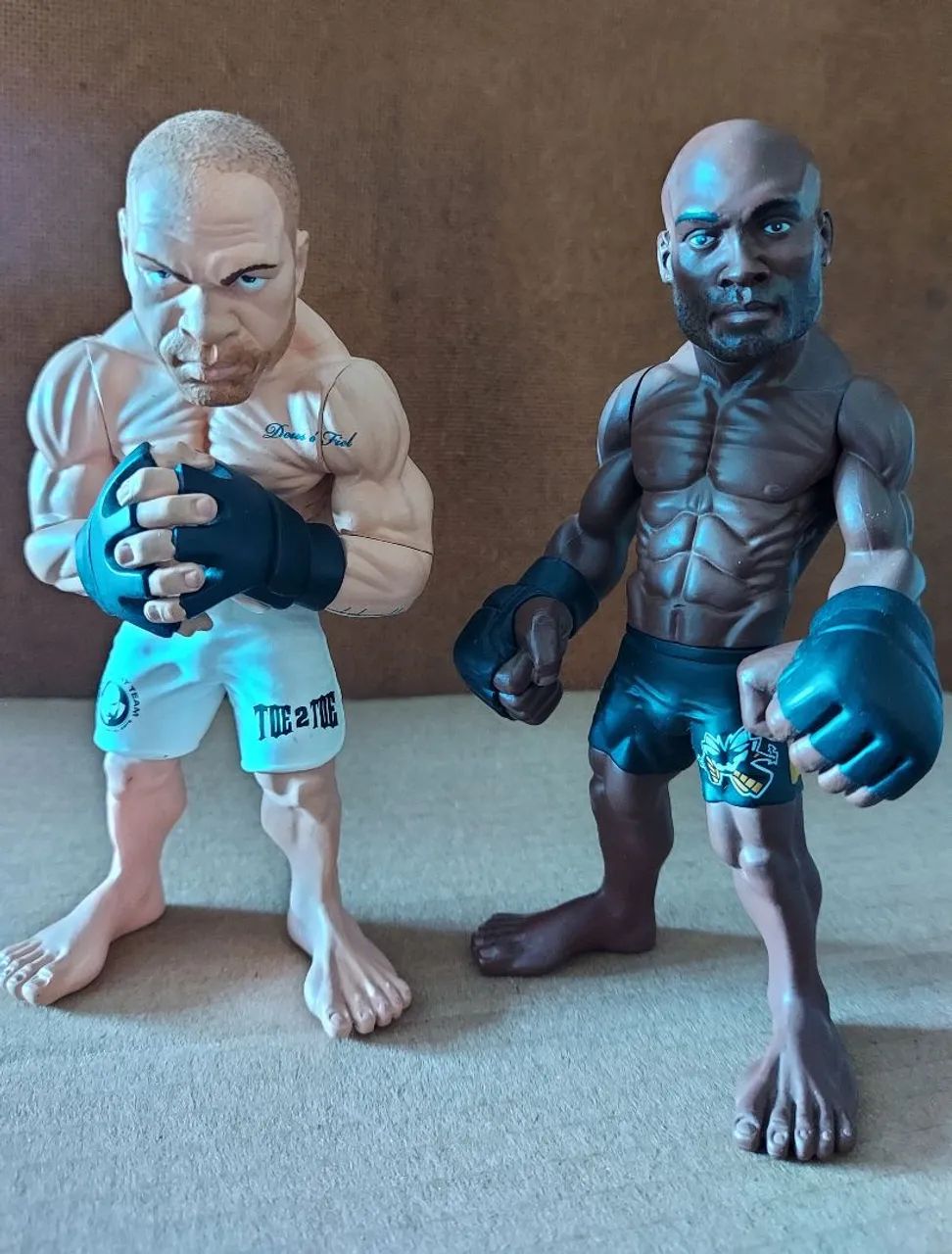 BONECOS UFC ROUND 5 MMA (13 FIGURAS) - Foto 2