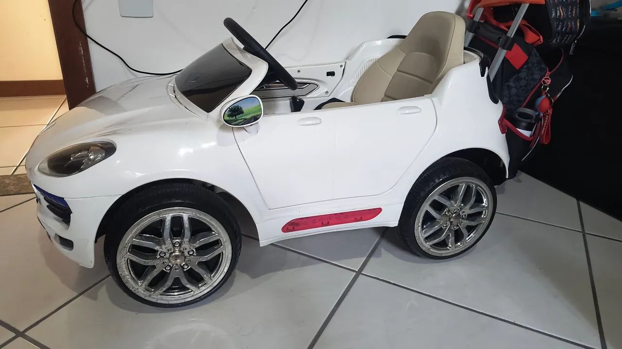 Carro elétrico infantil Biemme