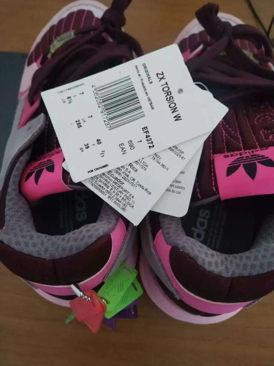 T.S Tênis adidas ZX Torsion Feminino - Calçados - Centro, São Paulo