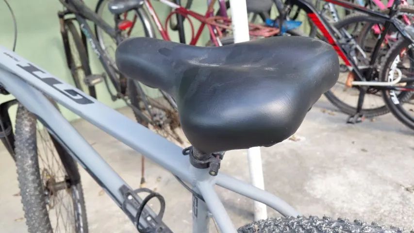 Bicicleta Aro 29 GTI - Pouco usada - Foto 4