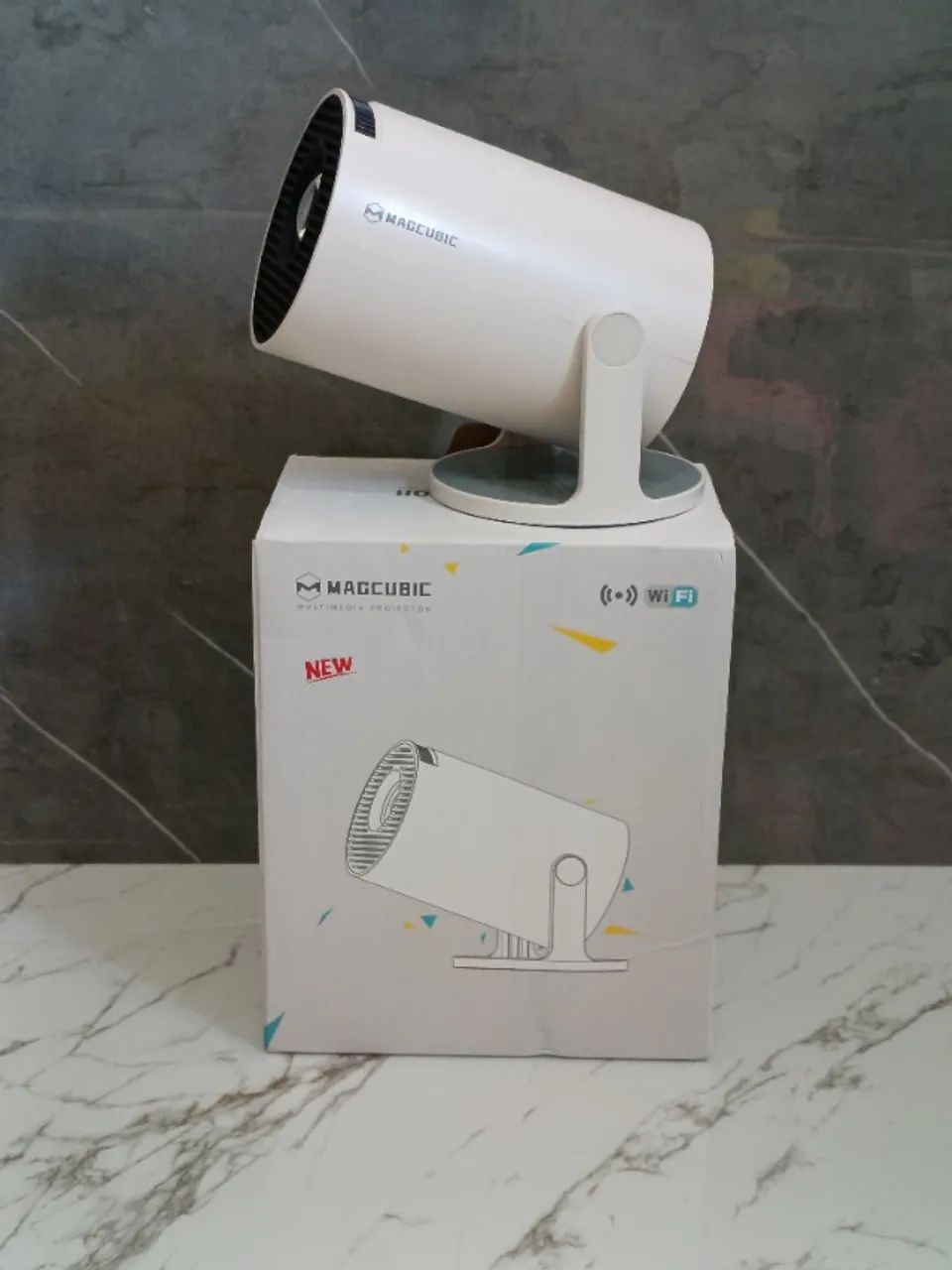 Projetor MAGCUBIC HY300 PRO Android 11 Wifi 5g Espelhamento