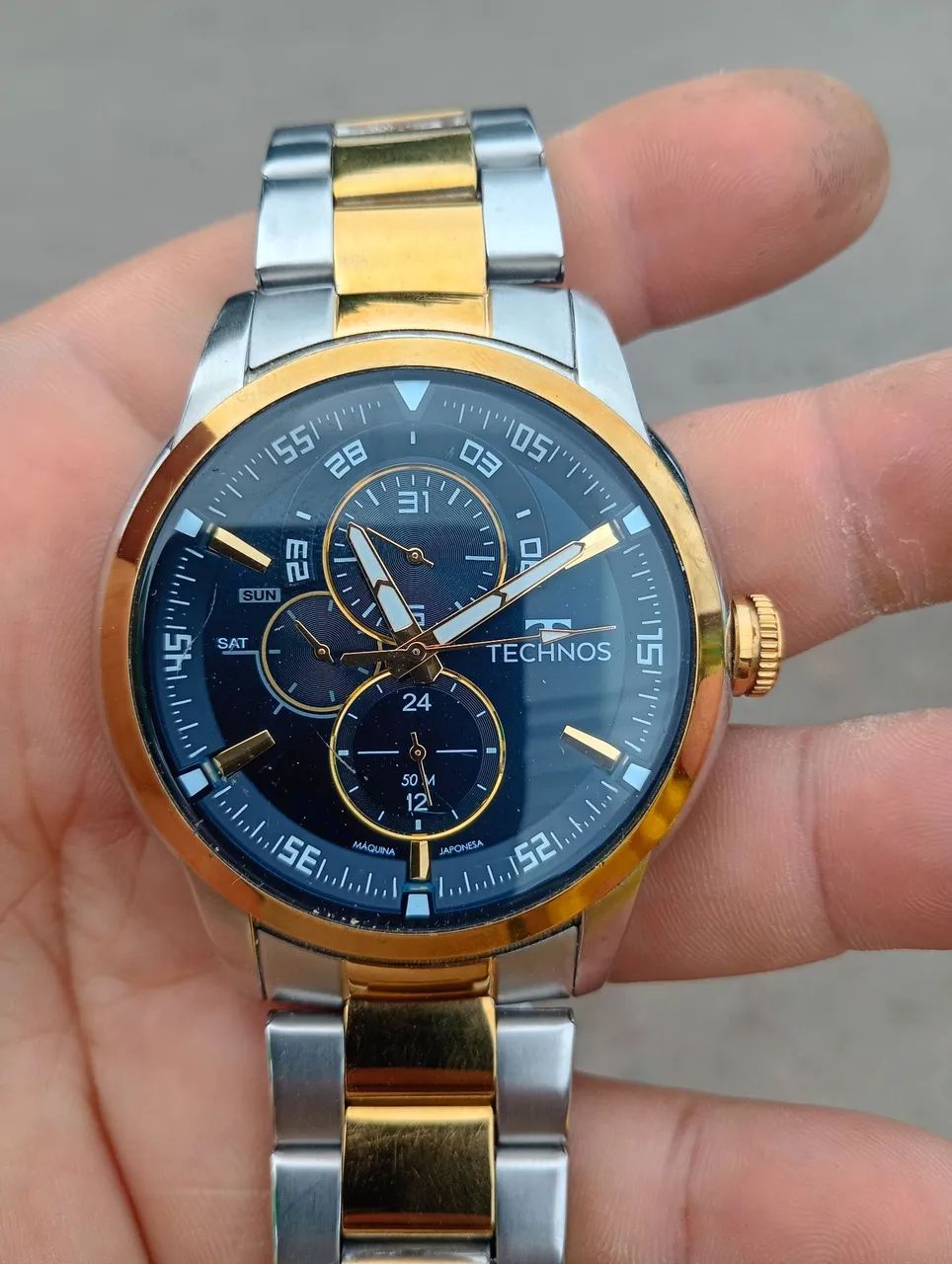 TECHNOS 