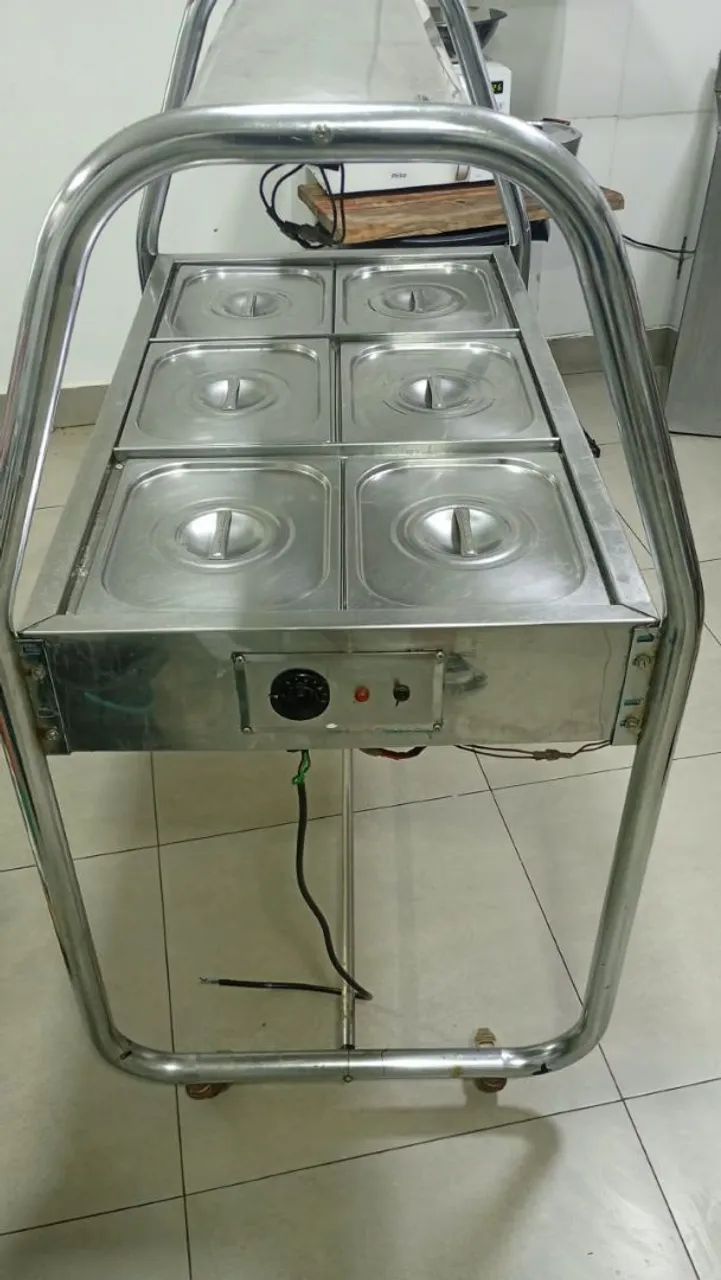Vendo Buffet self service 6 cubas 